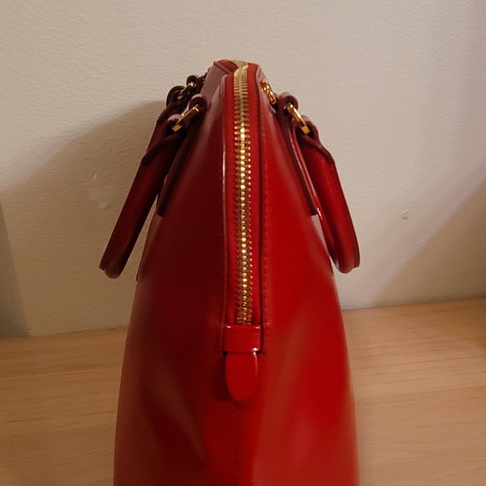 prada - Picture 6 of 6